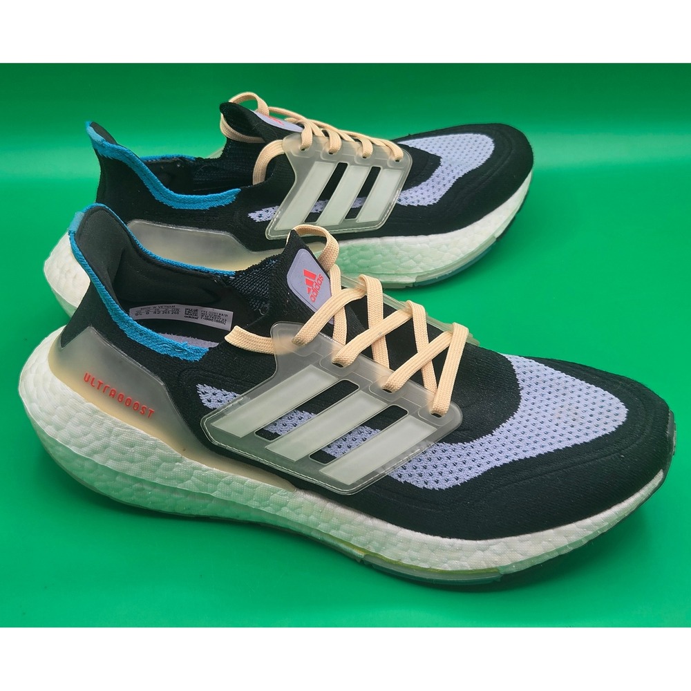 adidas Women's Ultraboost 21 Running Shoe, Black/White/Violet Tone, 9.5